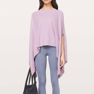 Lululemon | NWT Forward Flow Cape in Antoinette